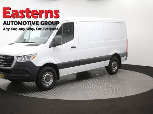 Used 2019 Freightliner Sprinter 2500 RWD image 51