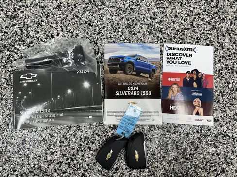 Used 2024 Chevrolet Silverado 1500 RST AWD/4WD image 21