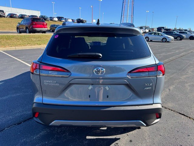 New 2026 Toyota Corolla Cross XLE w/ Convenience Package AWD/4WD image 4