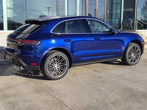 New 2025 Porsche Macan image 7