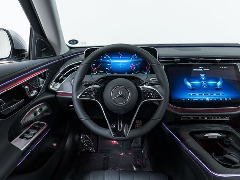 New 2026 Mercedes-Benz E 450 4MATIC All-Terrain Wagon image 18