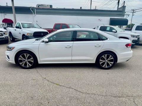 Used 2021 Volkswagen Passat 2.0T SE FWD image 6