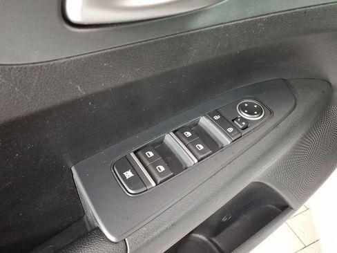 Used 2021 Kia Forte LXS FWD image 13