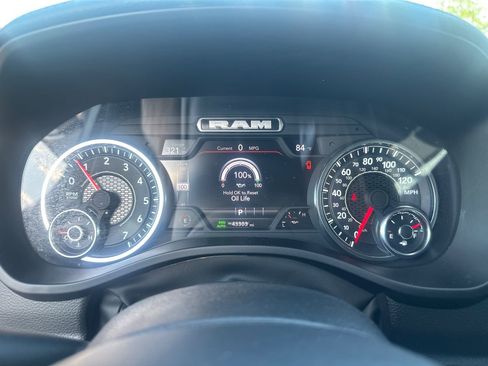 Used 2025 RAM 1500 Laramie AWD/4WD image 26