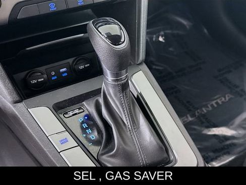 Used 2018 Hyundai Elantra SEL w/ Cargo Package image 16