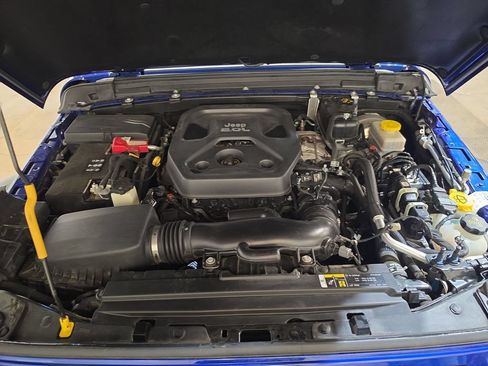 Used 2020 Jeep Wrangler Sport AWD/4WD image 17