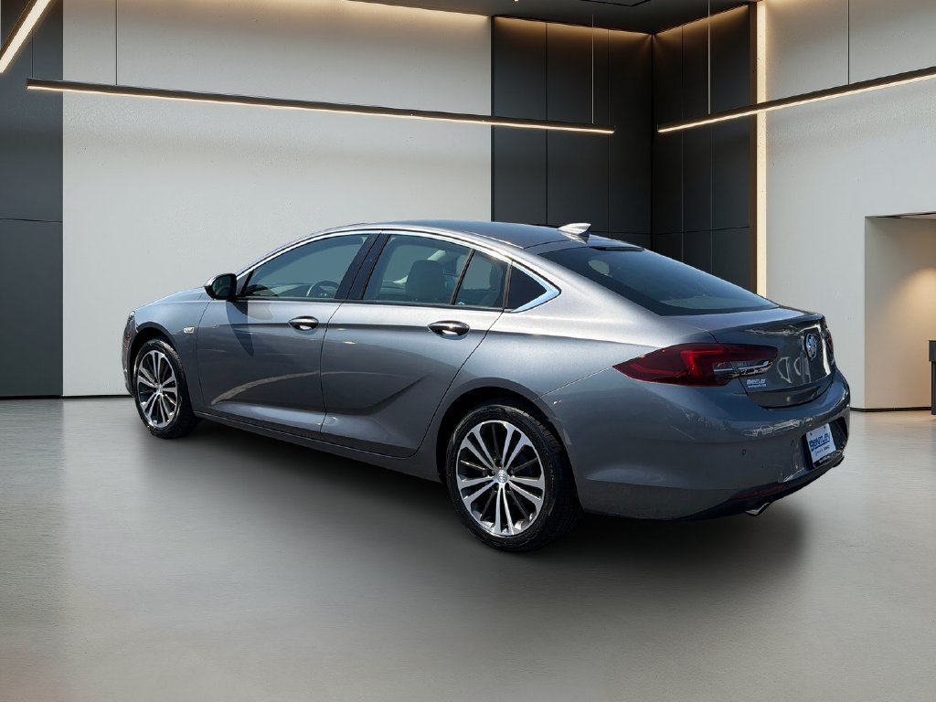 Certified 2020 Buick Regal Essence FWD image 3