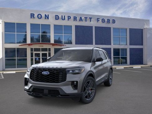 New 2026 Ford Explorer ST-Line w/ ST-Line Street Pack image 3