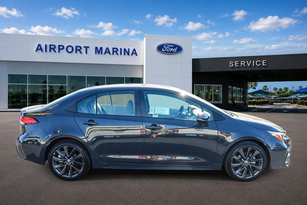 Used 2025 Toyota Corolla SE FWD image 38