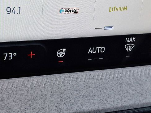 Used 2025 Ford Maverick XLT w/ XLT Luxury Package image 24