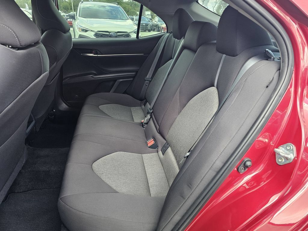 Used 2021 Toyota Camry LE FWD image 15