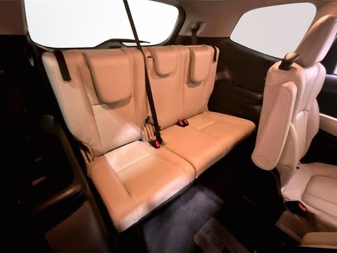 Used 2022 Subaru Ascent Limited image 26