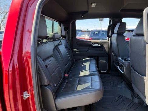 Used 2023 Chevrolet Silverado 1500 High Country w/ Z71 Off-Road Package image 18