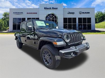 New 2025 Jeep Gladiator Sport