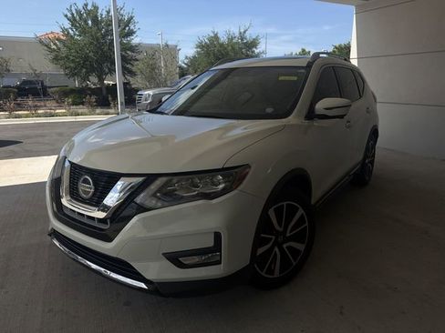Used 2018 Nissan Rogue SL w/ Premium Package FWD image 15