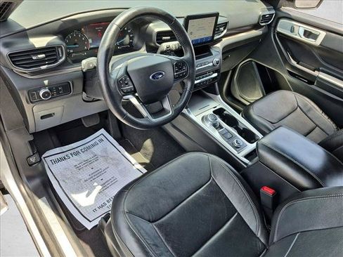 Used 2020 Ford Explorer Limited AWD/4WD image 10