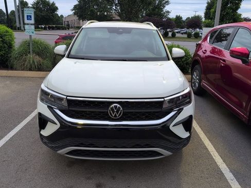 Used 2022 Volkswagen Taos SE w/ IQ.Drive SE Package FWD image 32