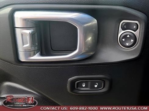 Used 2021 Jeep Wrangler Unlimited Rubicon image 34