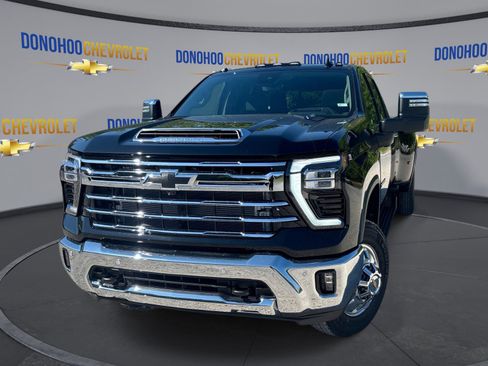 New 2026 Chevrolet Silverado 3500 LTZ w/ LTZ Plus Package AWD/4WD image 4