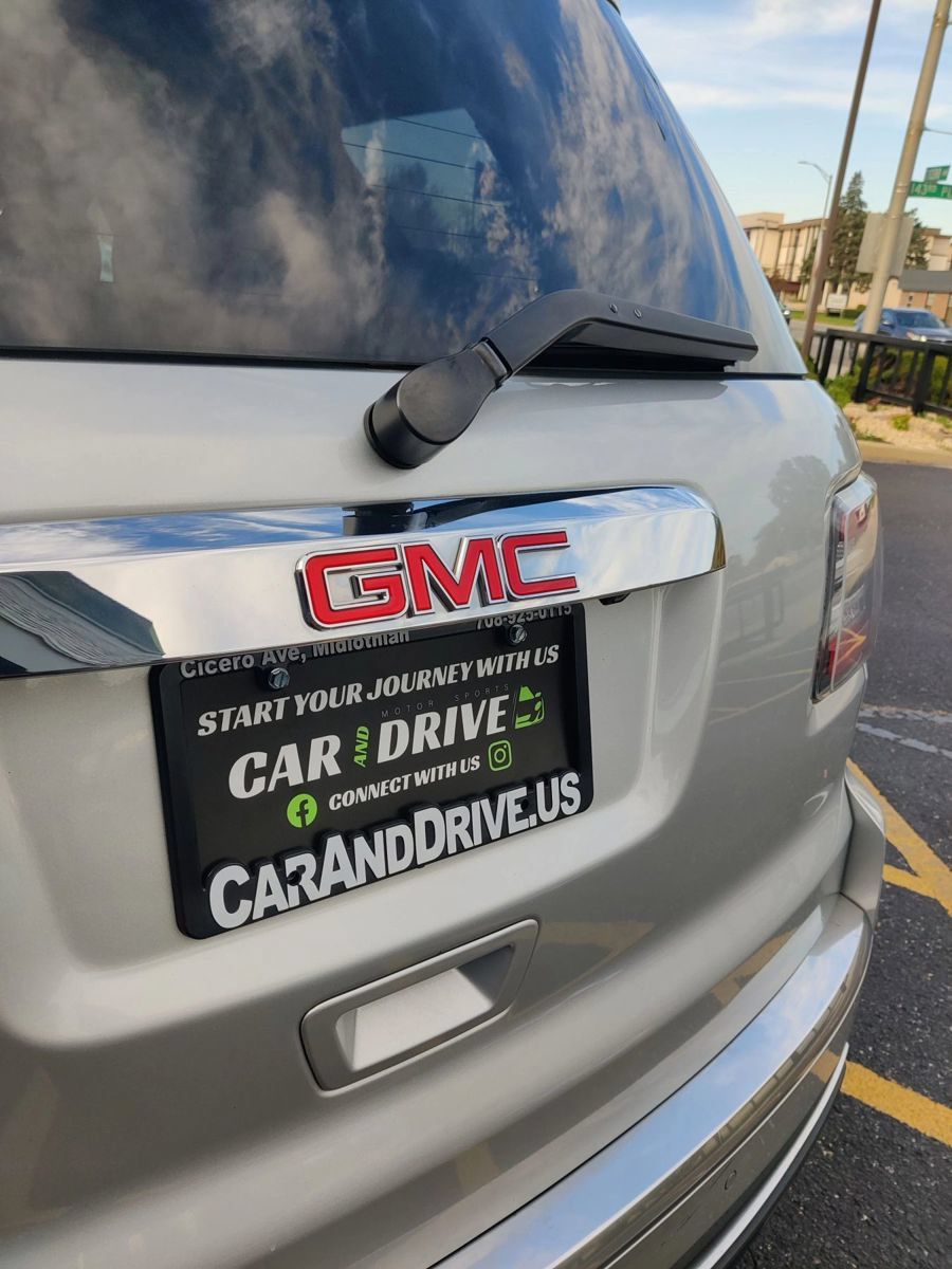 Used 2016 GMC Acadia SLE FWD image 6