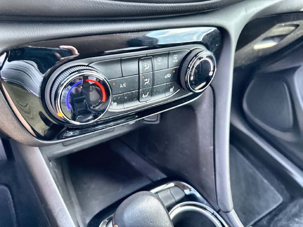 Certified 2023 Buick Encore GX Preferred w/ Cold Weather Comfort Package FWD image 27