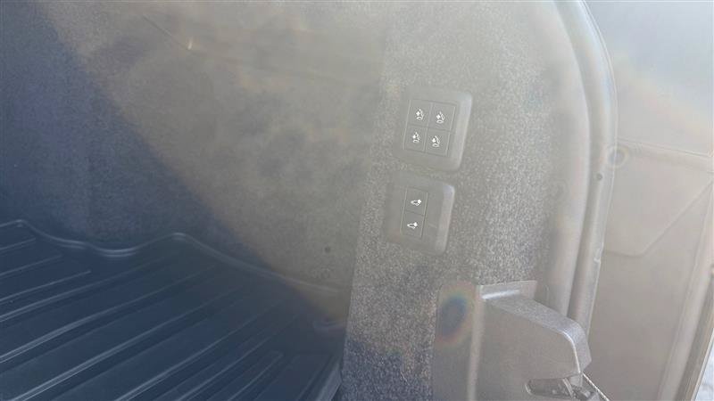 Used 2018 Land Rover Range Rover Supercharged AWD/4WD image 19