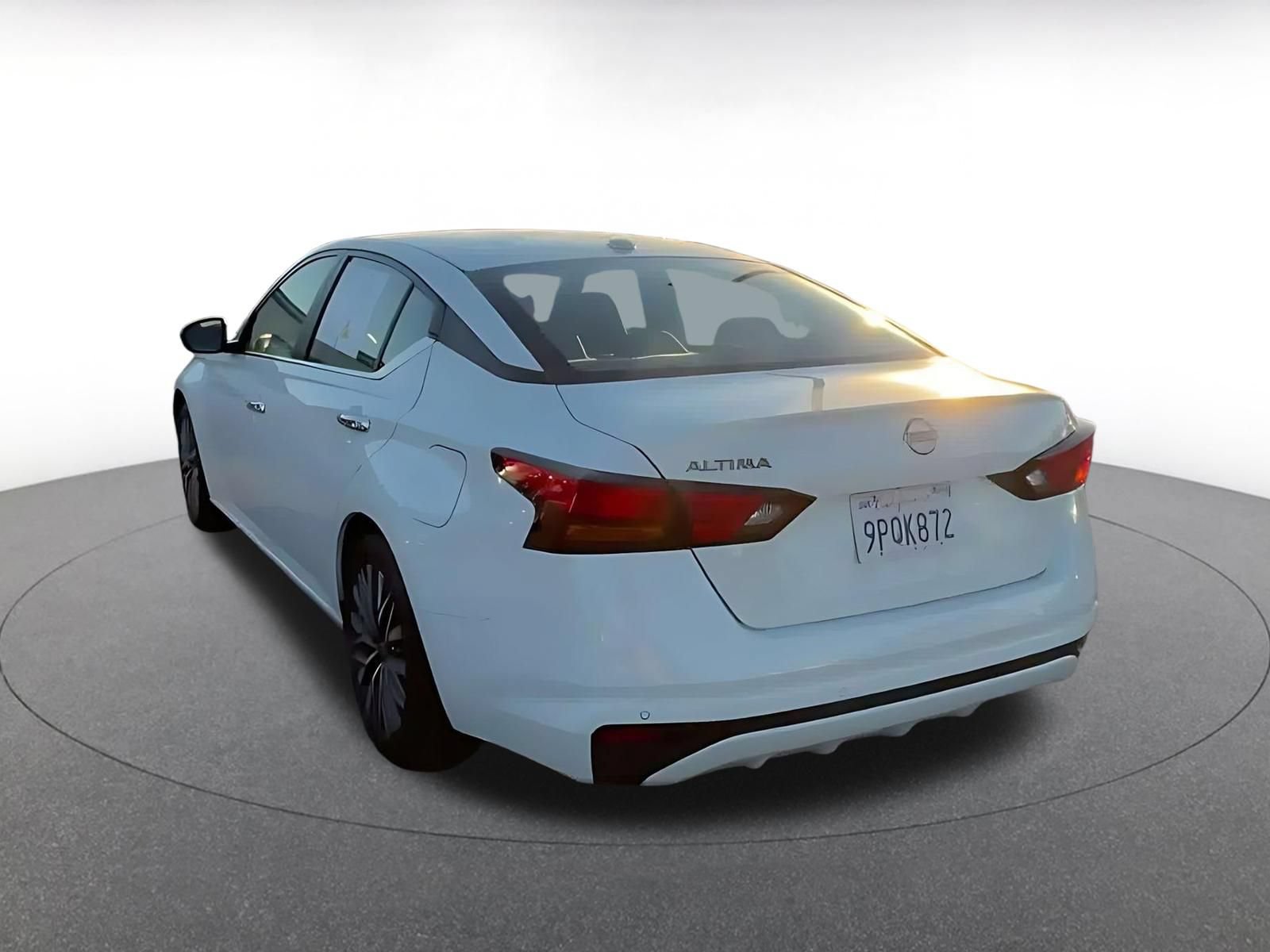 Used 2025 Nissan Altima 2.5 SV FWD image 10