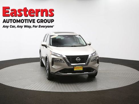 Used 2022 Nissan Rogue SL w/ SL Premium Package image 70