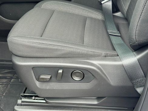 New 2026 Chevrolet Suburban LS image 12