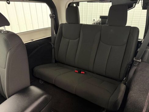 Used 2017 Jeep Wrangler Sport image 7