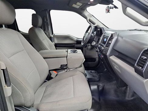 Used 2019 Ford F150 XLT w/ Trailer Tow Package image 15