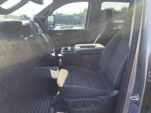 Used 2025 Chevrolet Silverado 2500 Custom w/ Custom Value Package AWD/4WD image 17