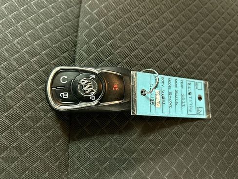 Certified 2022 Buick Encore Preferred w/ Safety Package image 12