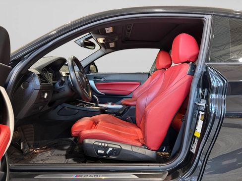 Used 2018 BMW M240i Coupe image 10