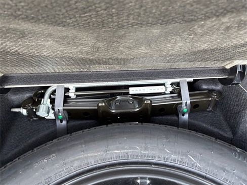 Used 2019 Land Rover Range Rover Sport HSE image 22