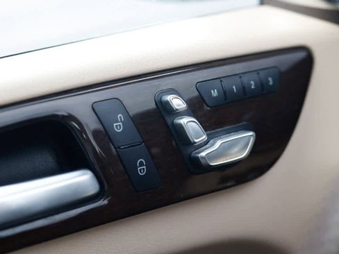 Used 2018 Mercedes-Benz GLS 450 4MATIC image 26