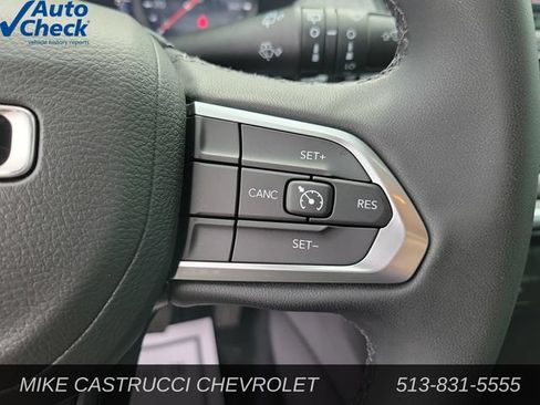 Used 2025 Jeep Compass Latitude AWD/4WD image 17