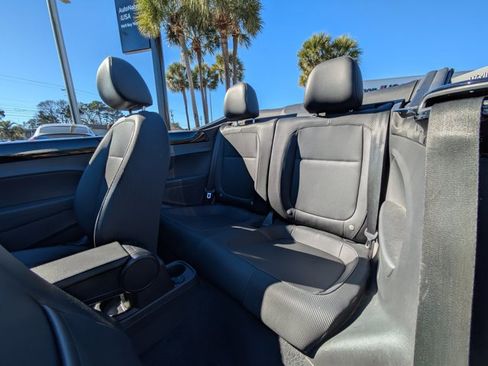 Used 2016 Volkswagen Beetle 1.8T S image 16