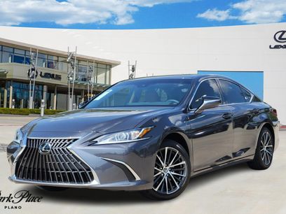 New 2025 Lexus ES 300h 300h