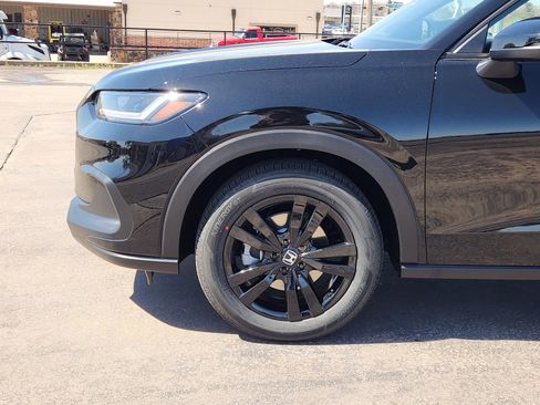 New 2026 Honda HR-V Sport image 9