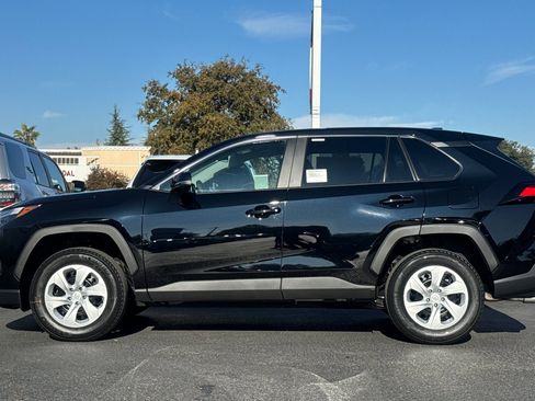 New 2025 Toyota RAV4 LE image 6