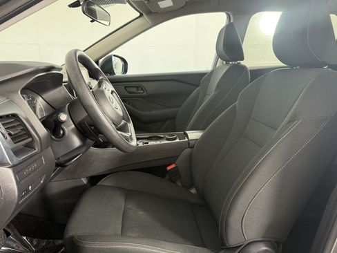 Used 2024 Nissan Rogue S AWD/4WD image 14