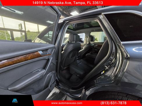 Used 2018 Audi Q5 Prestige w/ Prestige Package AWD/4WD image 34
