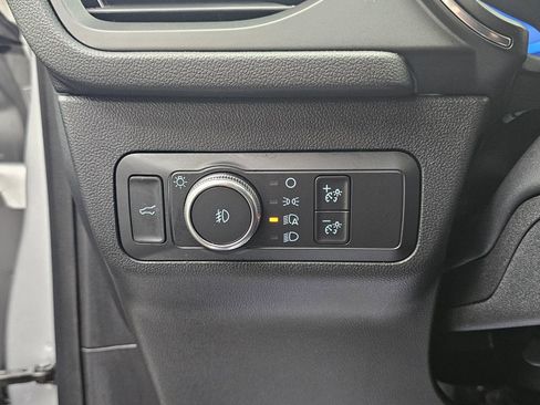 Used 2020 Ford Escape Titanium image 34