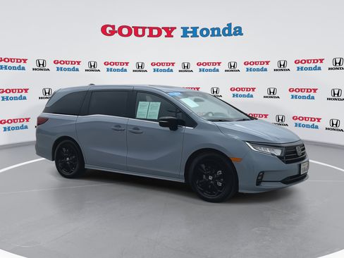 Certified 2024 Honda Odyssey Sport image 2