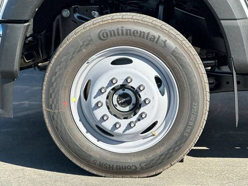 Used 2024 Ford F450 XL AWD/4WD image 28
