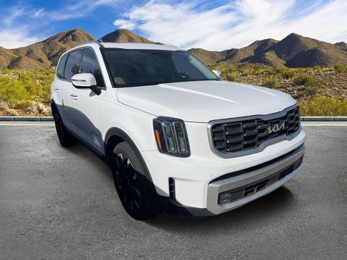 Used 2024 Kia Telluride SX FWD image 3