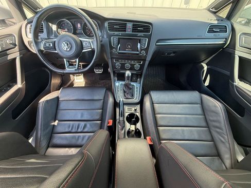 Used 2015 Volkswagen GTI S FWD image 9