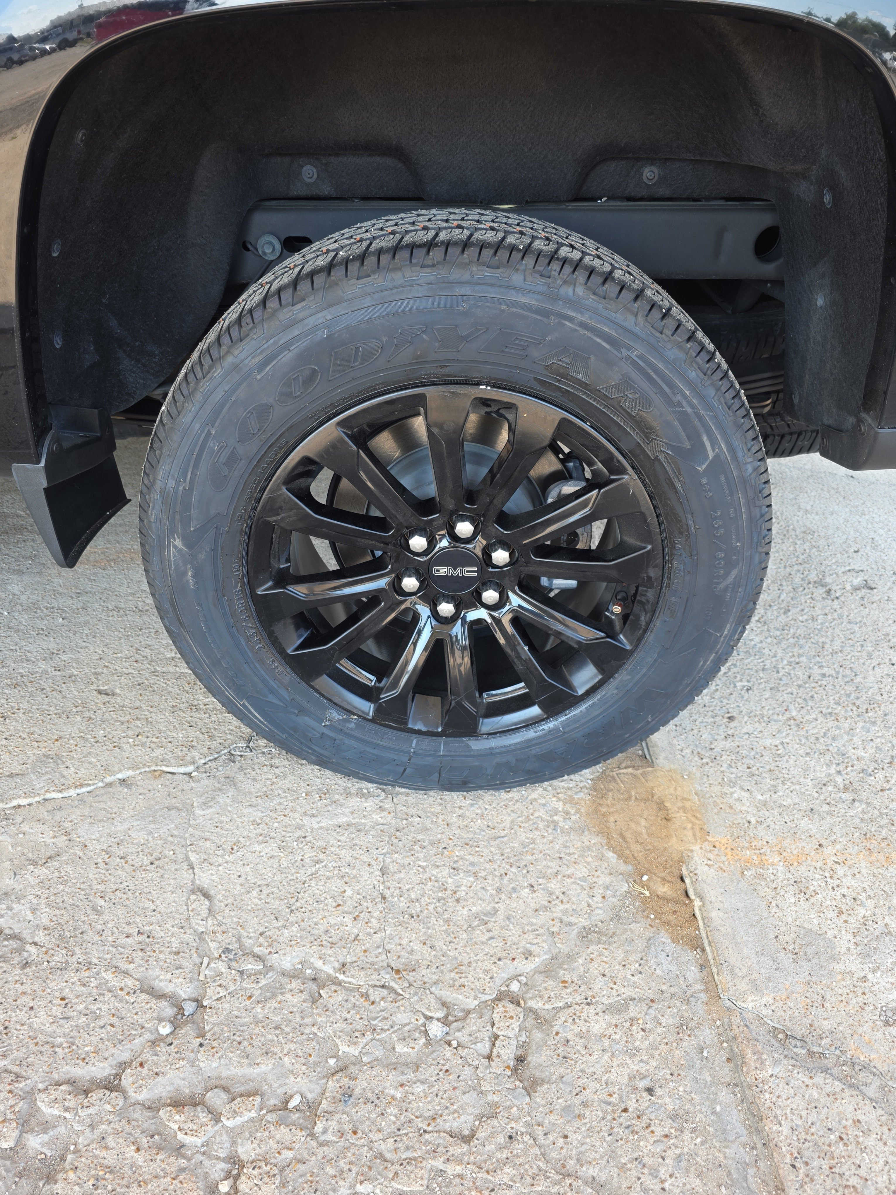 Used 2022 GMC Canyon Elevation w/ Elevation Premium Package RWD image 25