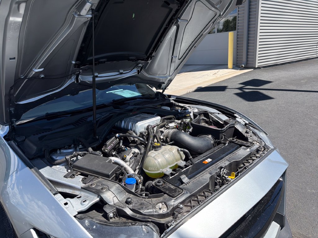 Used 2020 Ford Mustang Shelby GT500 w/ Technology Package RWD image 14